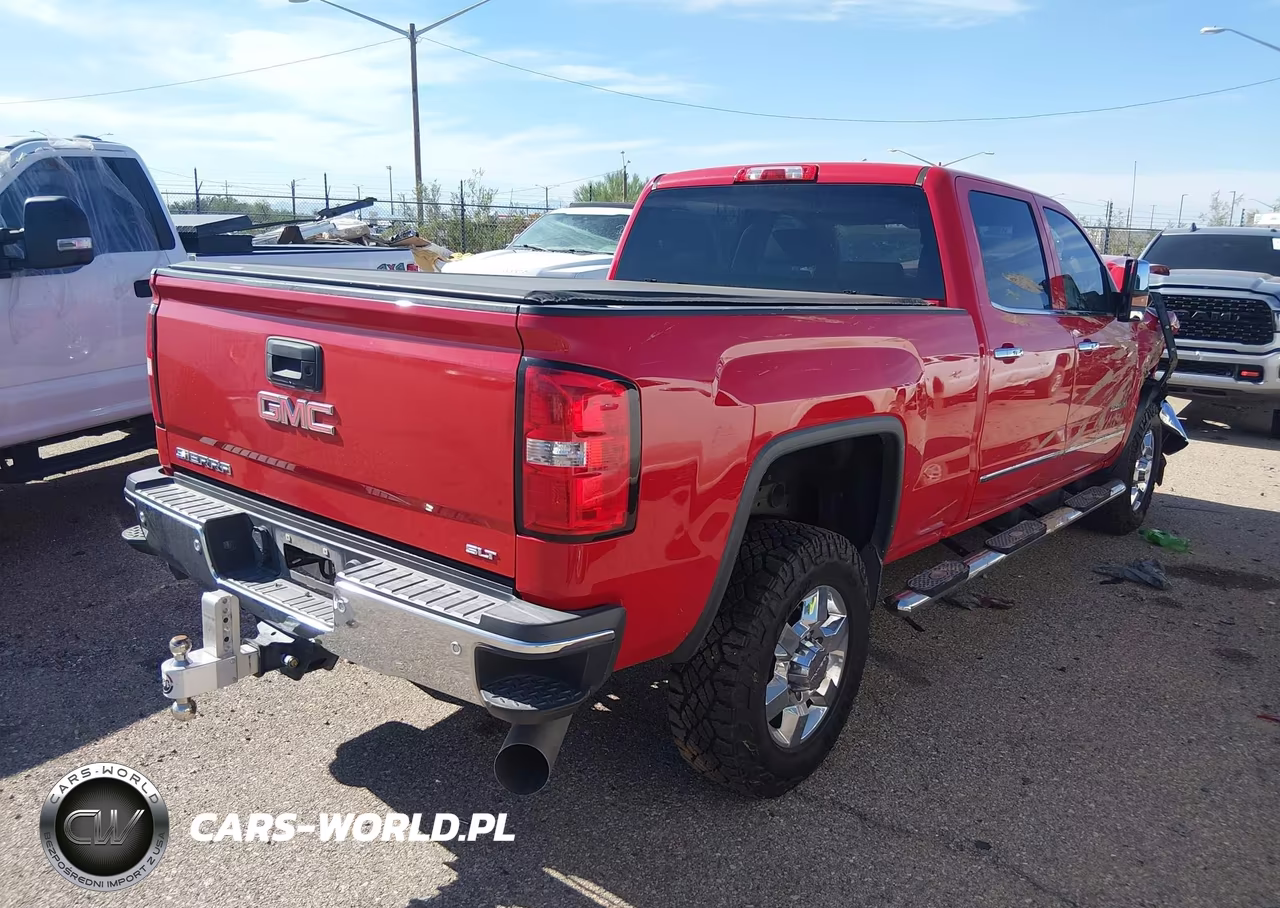 2015 GMC Sierra 2500Hd Slt VIN:1GT12ZE8XFF601911 - 4