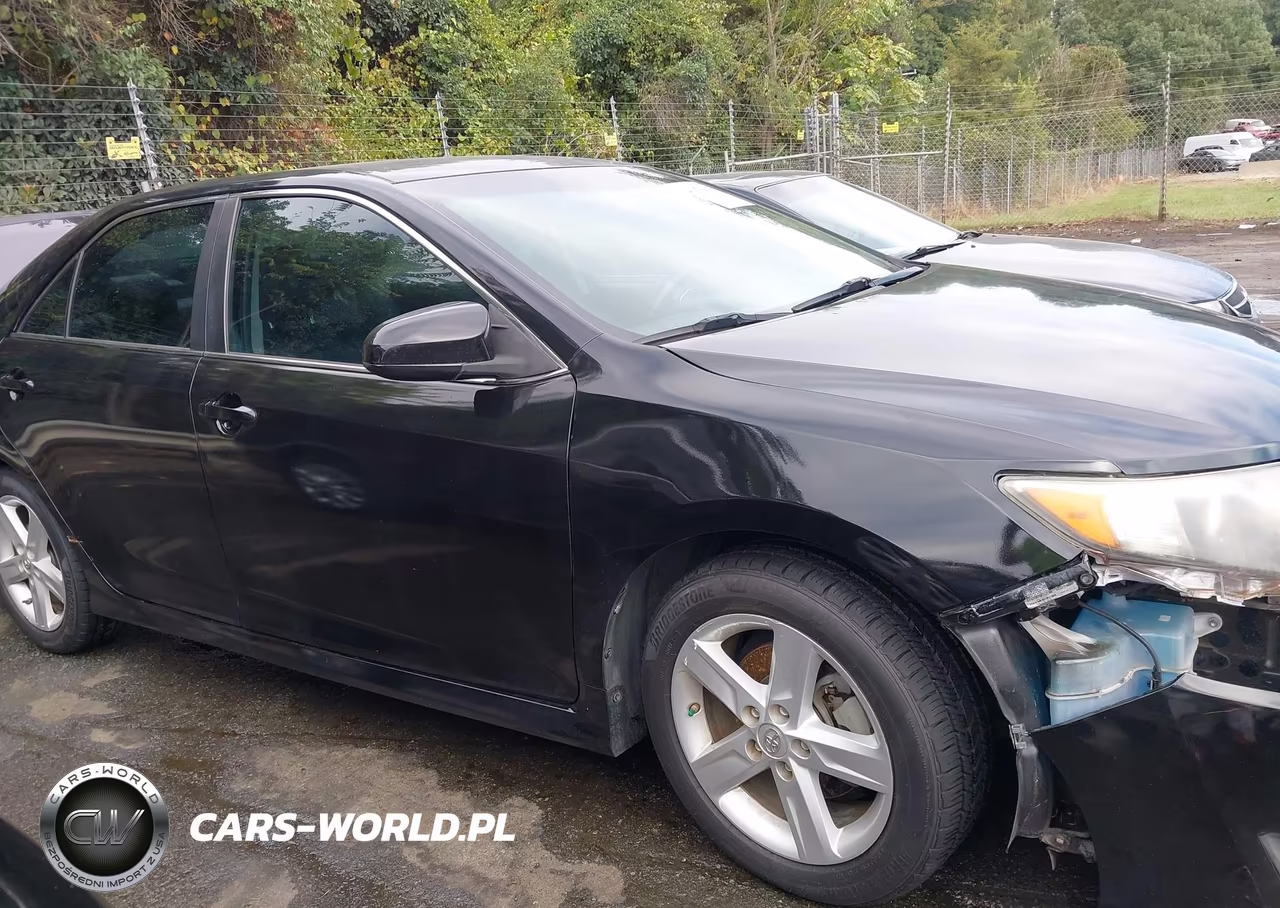2014 Toyota Camry Se VIN:4T1BF1FK2EU430243 - 12