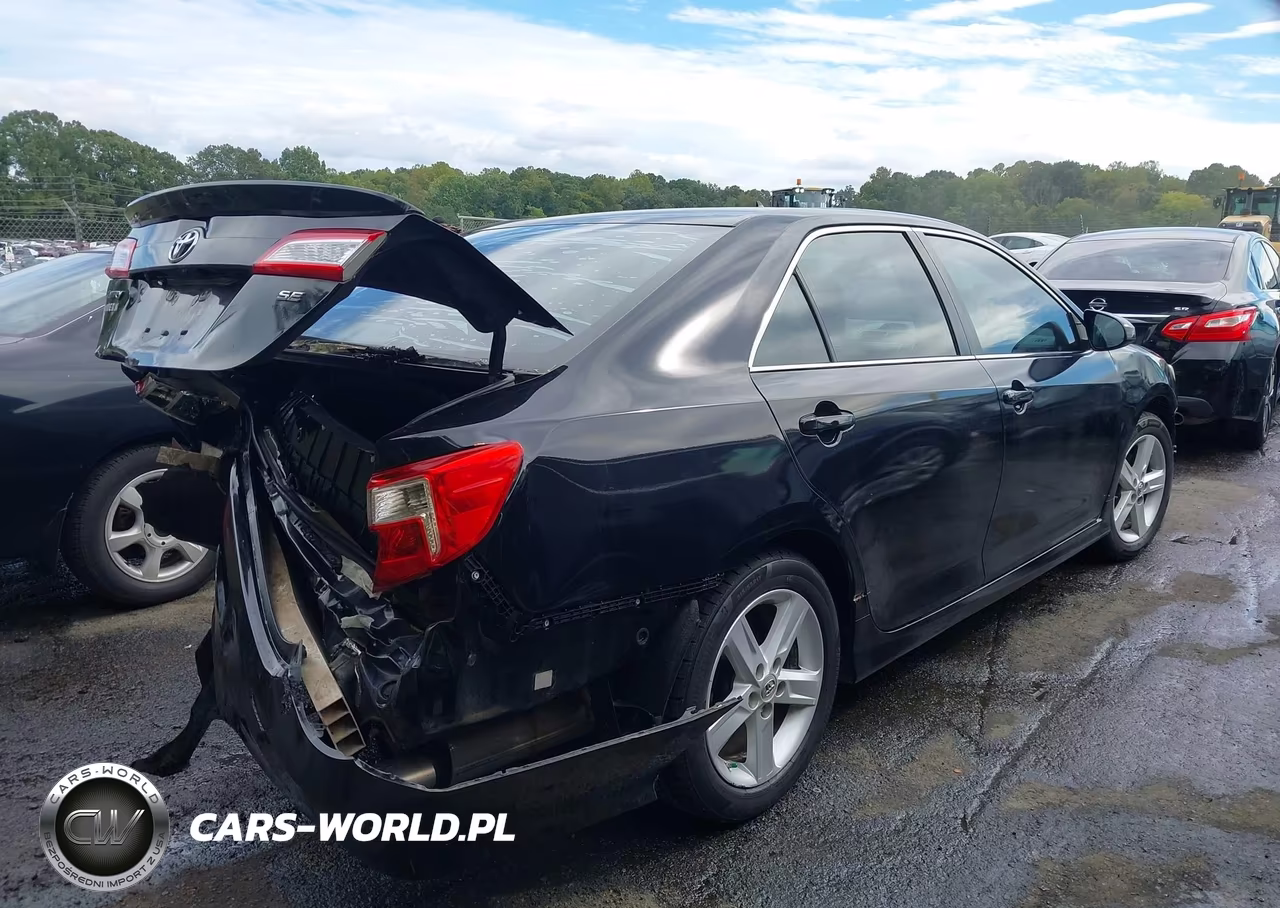 2014 Toyota Camry Se VIN:4T1BF1FK2EU430243 - 4