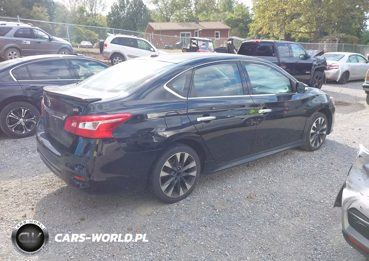 2017 Nissan Sentra Sr VIN:3N1AB7AP1HY392302 - 4