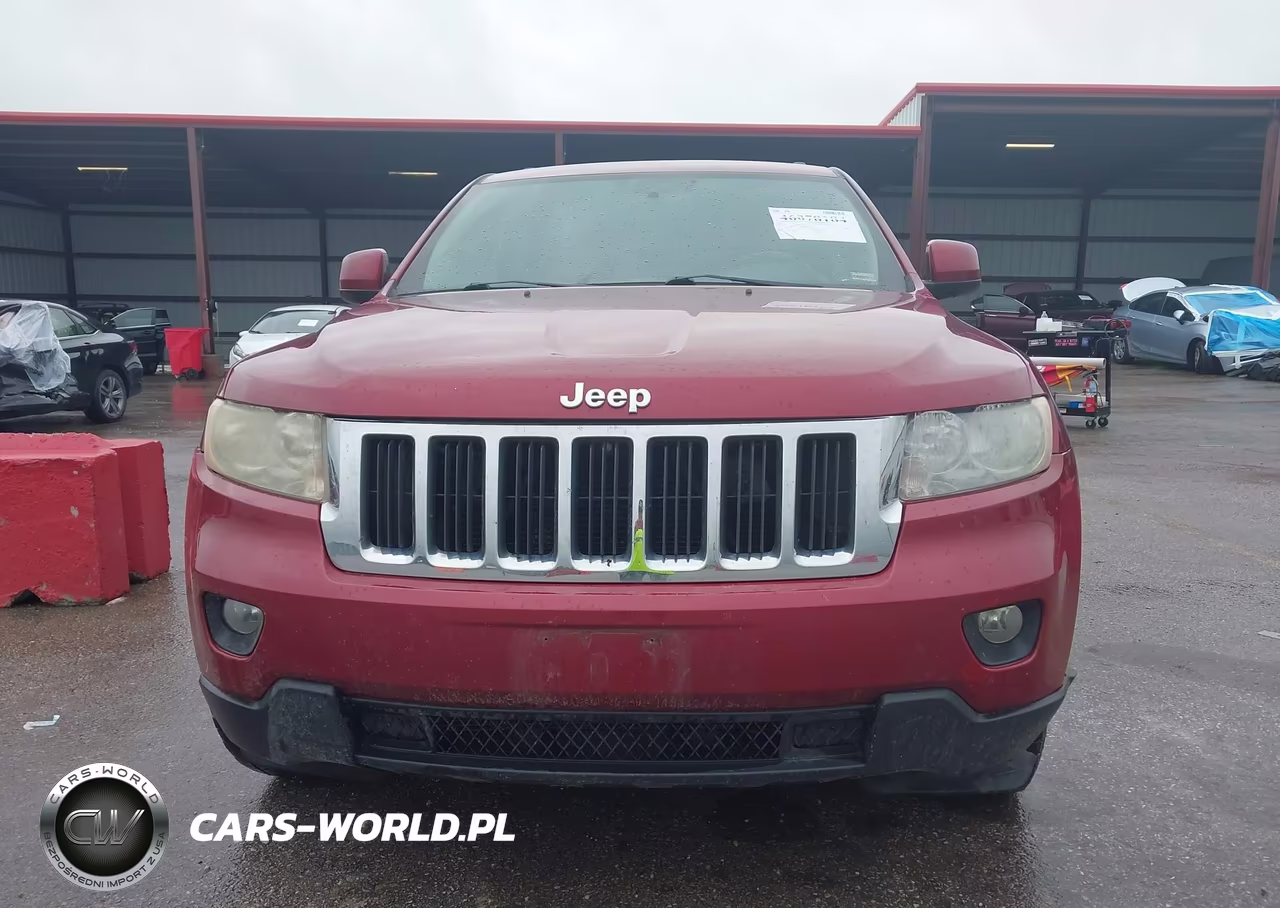 2013 Jeep Grand Cherokee Laredo VIN:1C4RJFAT7DC545780 - 12