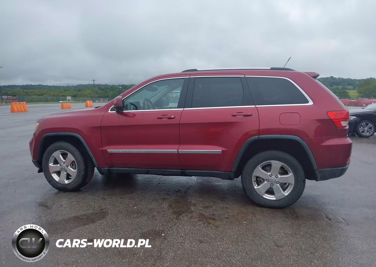 2013 Jeep Grand Cherokee Laredo VIN:1C4RJFAT7DC545780 - 14