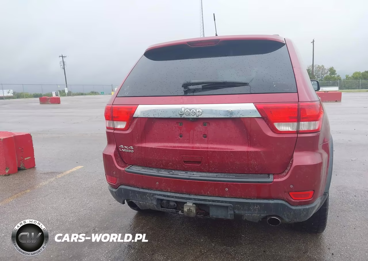 2013 Jeep Grand Cherokee Laredo VIN:1C4RJFAT7DC545780 - 16
