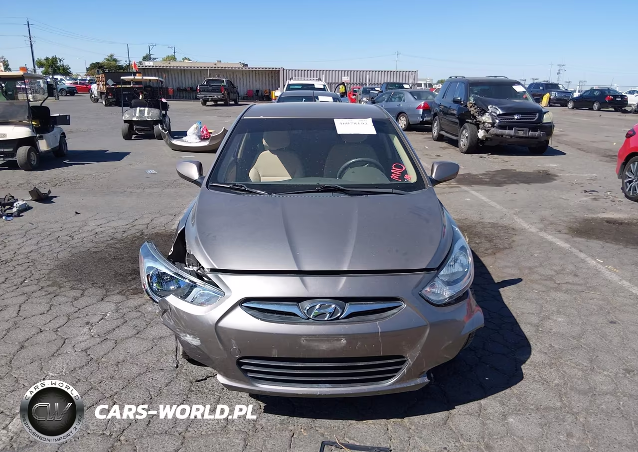 2013 Hyundai Accent Gls VIN:KMHCU4AE6DU580643 - 14