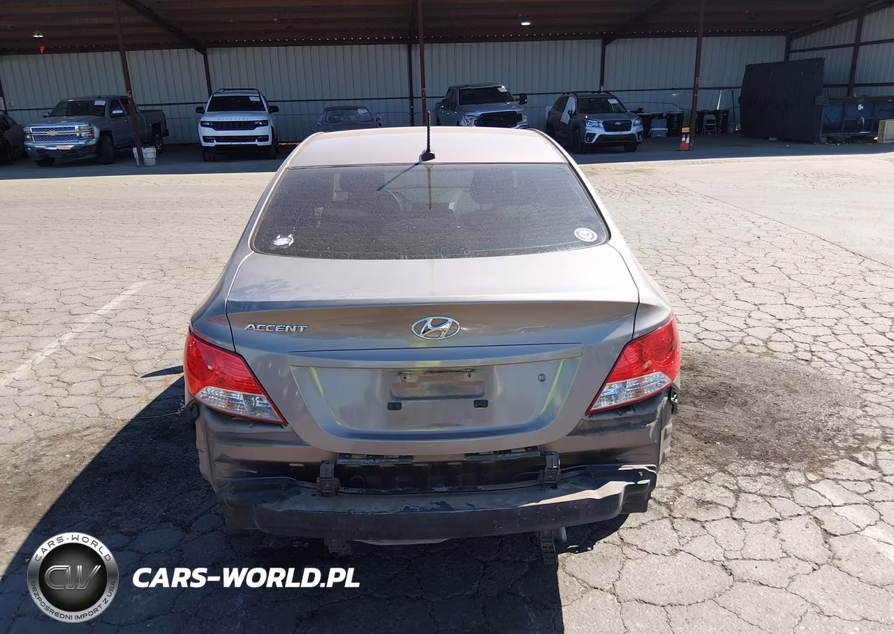 2013 Hyundai Accent Gls VIN:KMHCU4AE6DU580643 - 18