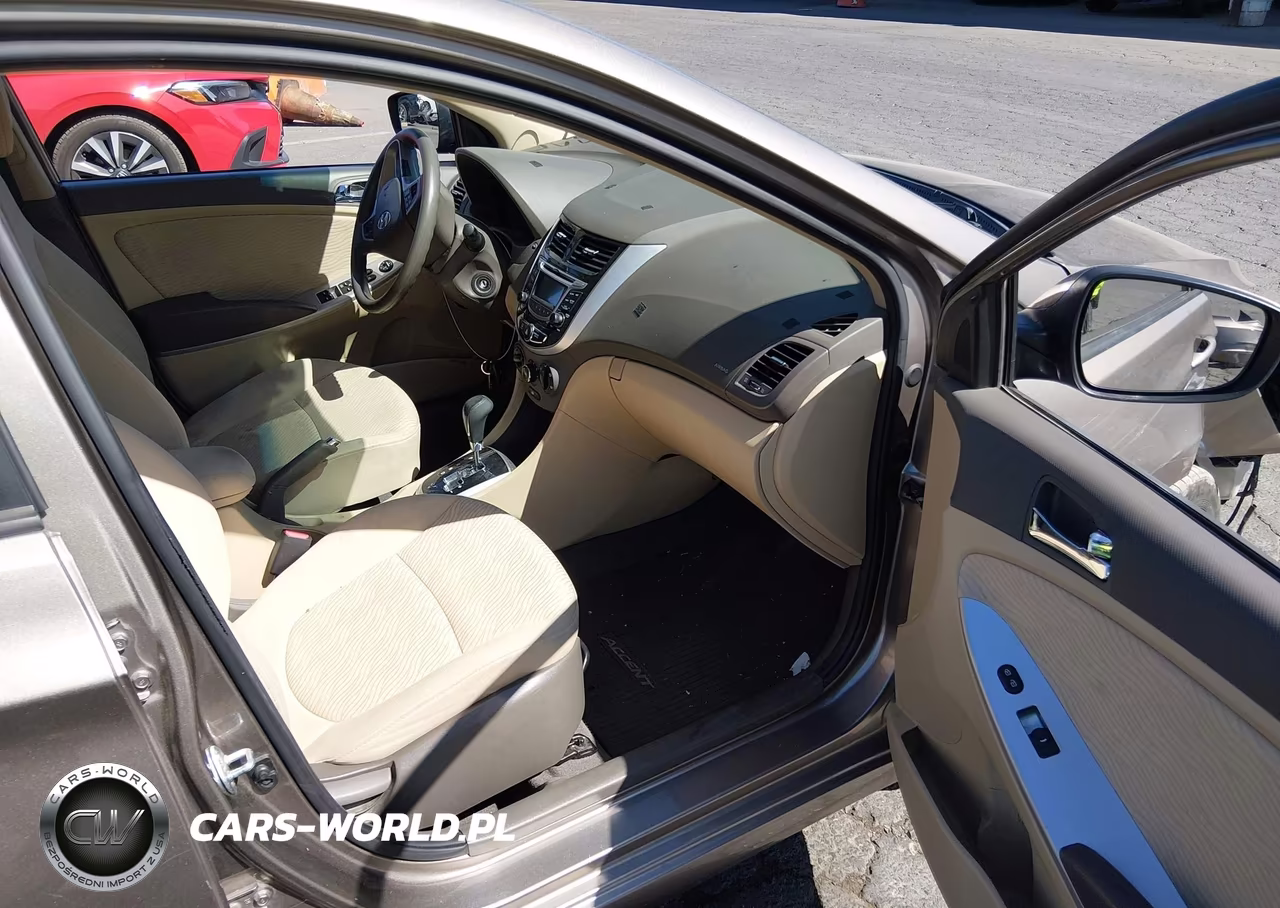 2013 Hyundai Accent Gls VIN:KMHCU4AE6DU580643 - 5