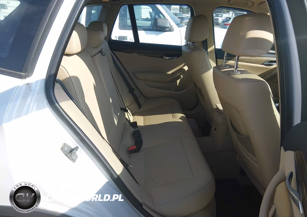 2014 BMW X1 xDrive28I VIN:WBAVL1C51EVR92716 - 8
