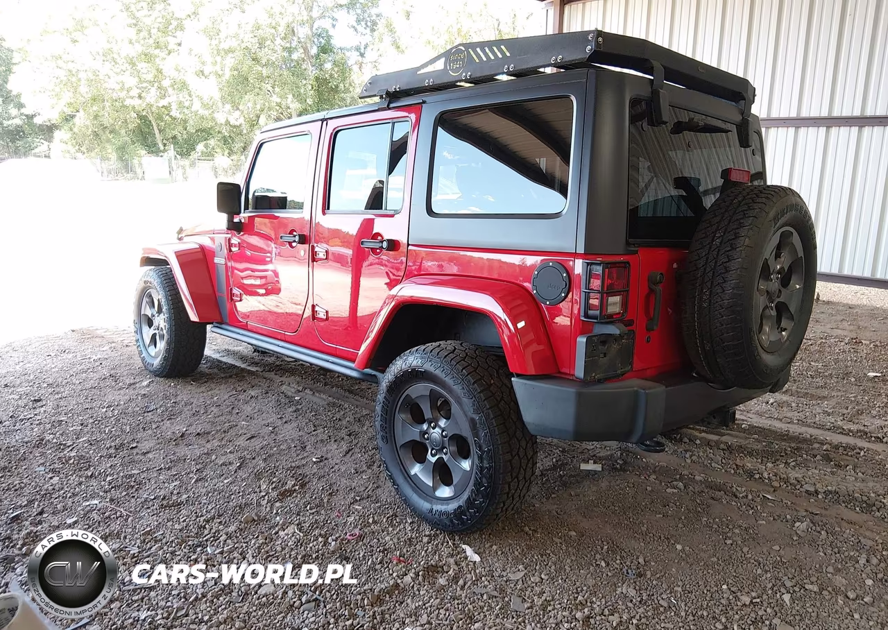 2017 Jeep Wrangler Unlimited Freedom 4X4 VIN:1C4BJWDGXHL570890 - 3