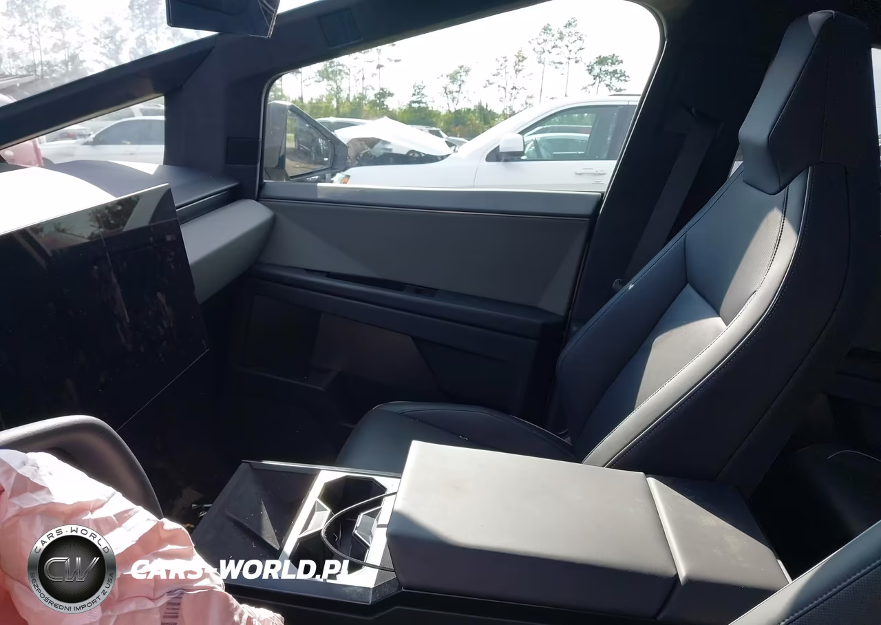 2024 Tesla Cybertruck All-Wheel Drive VIN:7G2CEHED6RA053707 - 5