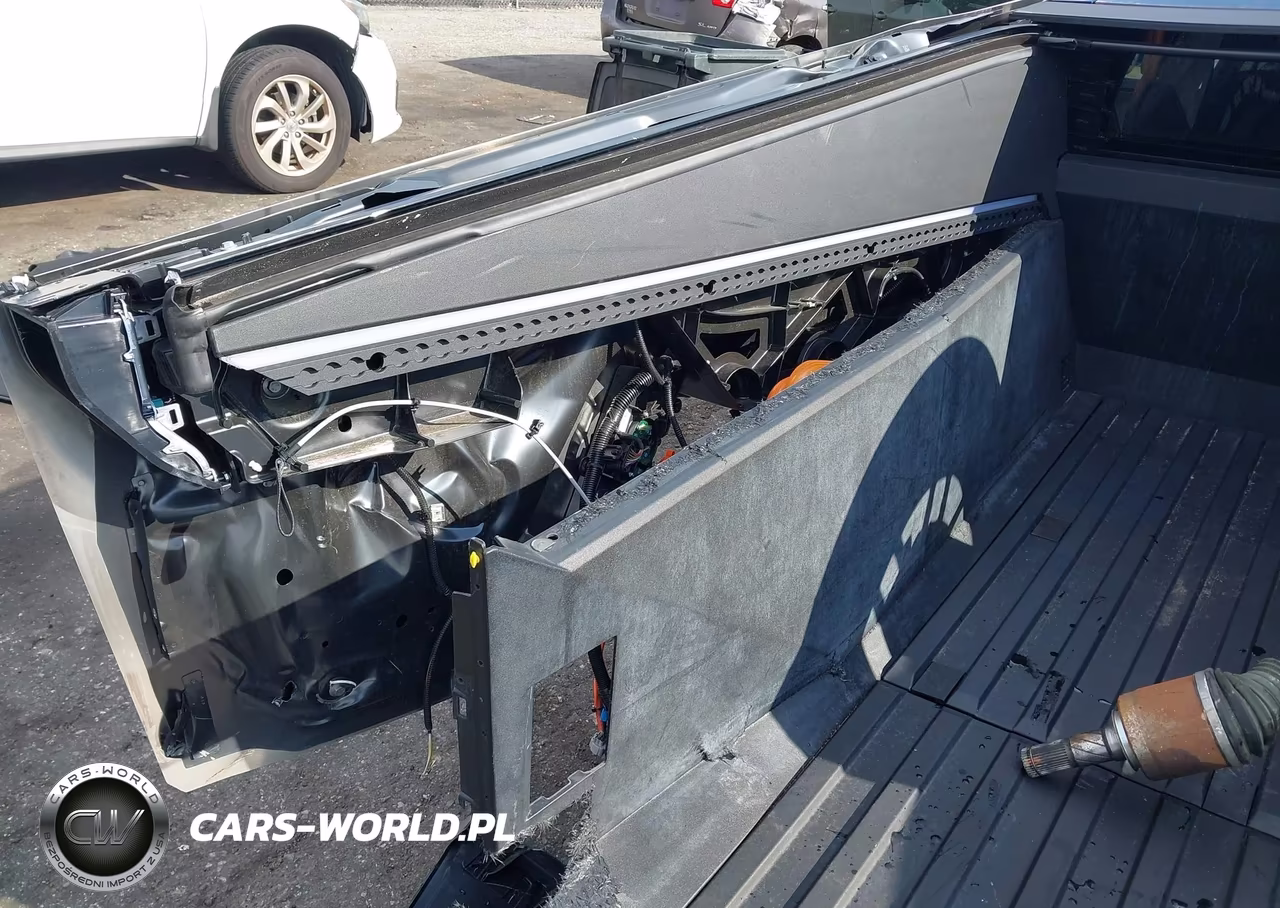 2024 Tesla Cybertruck All-Wheel Drive VIN:7G2CEHED6RA053707 - 6