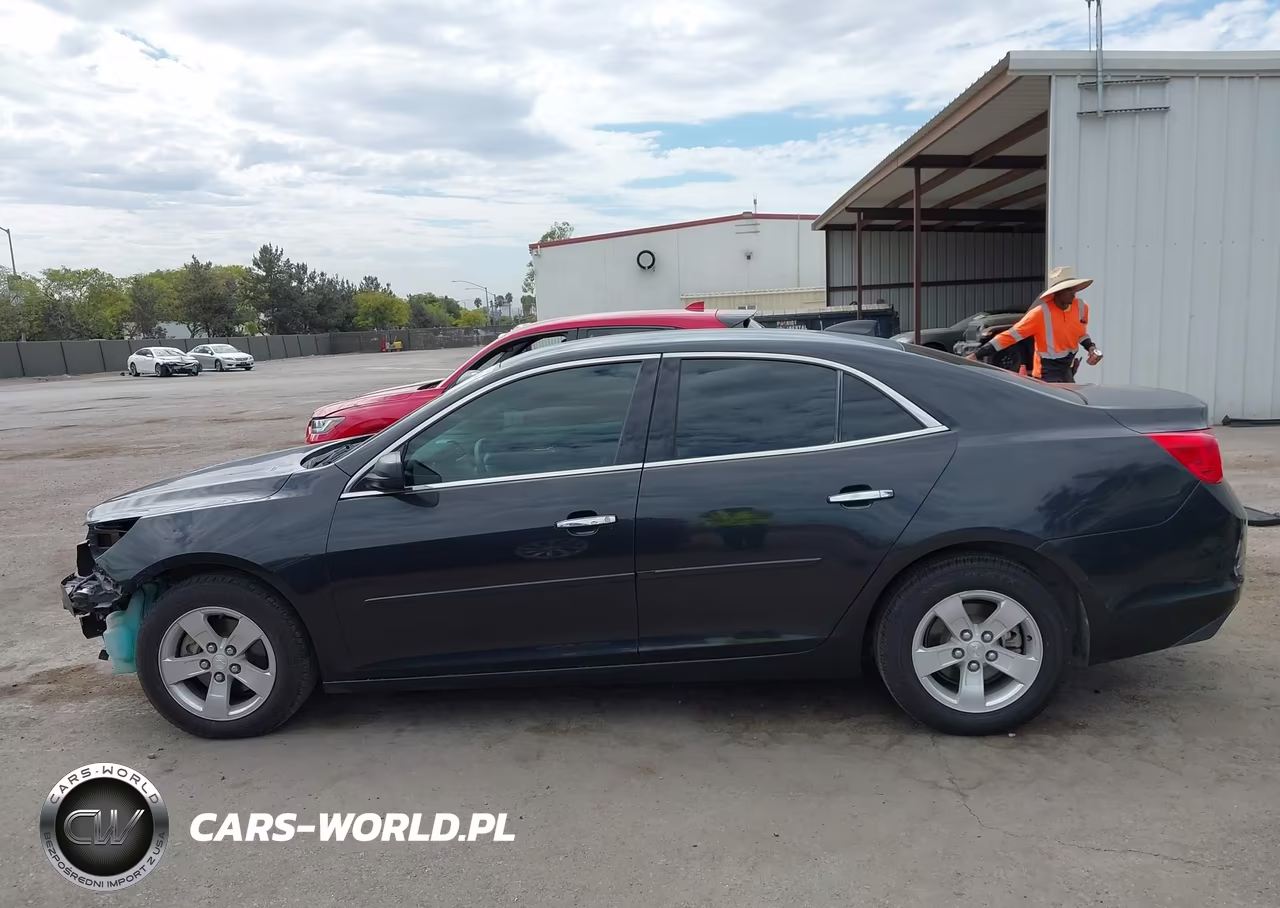 2015 Chevrolet Malibu Ls VIN:1G11B5SLXFF171100 - 15