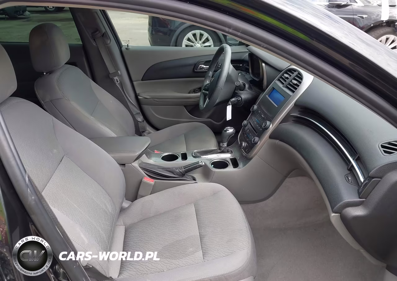 2015 Chevrolet Malibu Ls VIN:1G11B5SLXFF171100 - 5