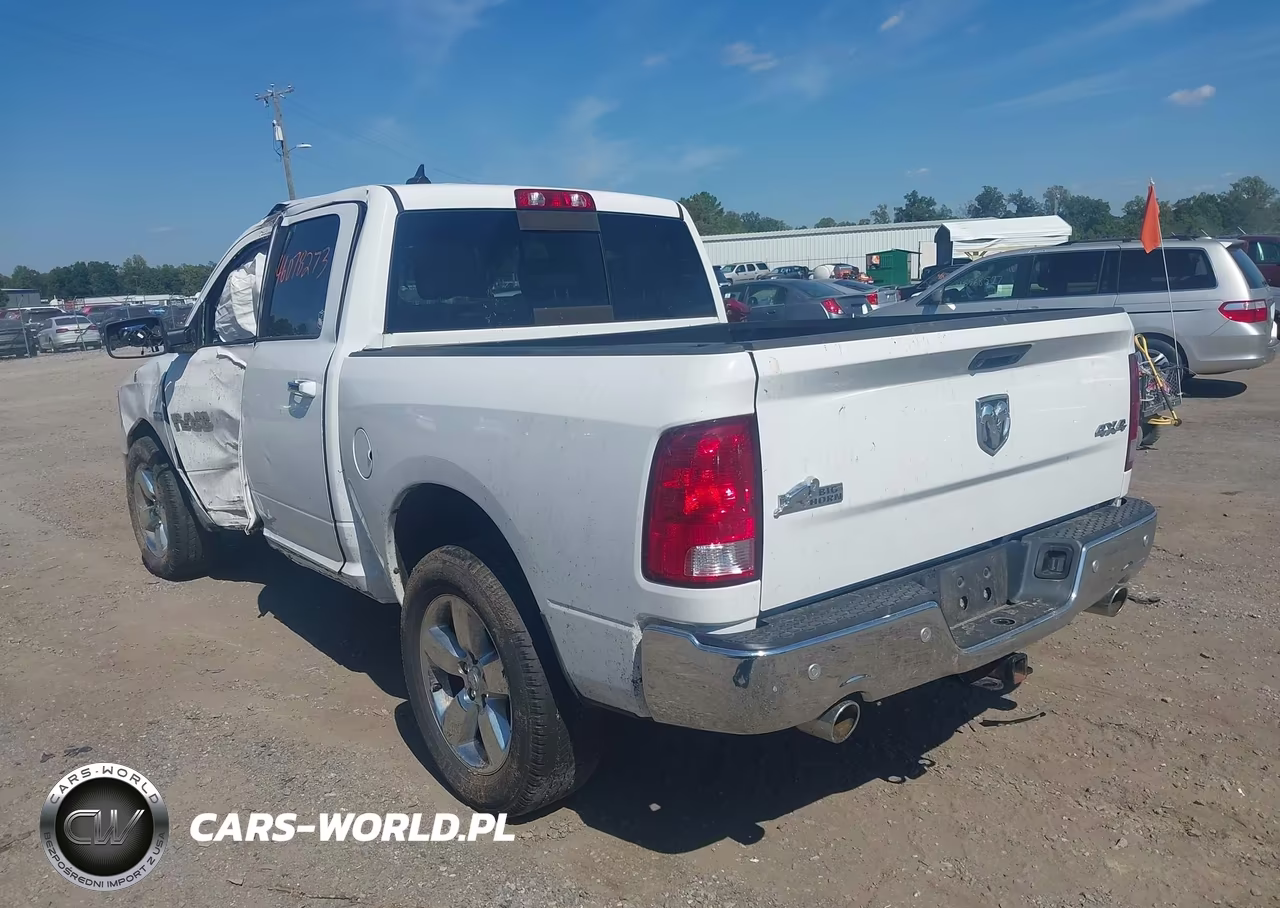 2018 Ram 1500 VIN:1C6RR7LT4JS253220 - 3