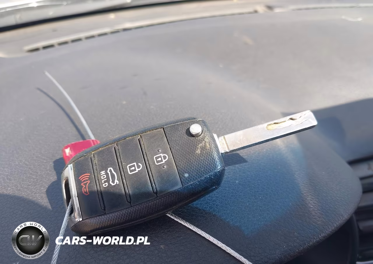 2018 Kia Rio S VIN:3KPA24AB5JE086002 - 11