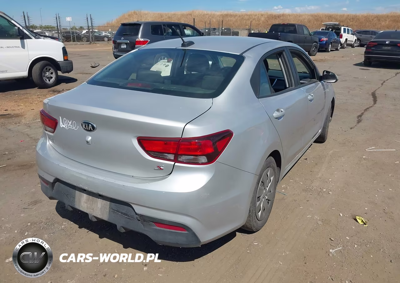 2018 Kia Rio S VIN:3KPA24AB5JE086002 - 4