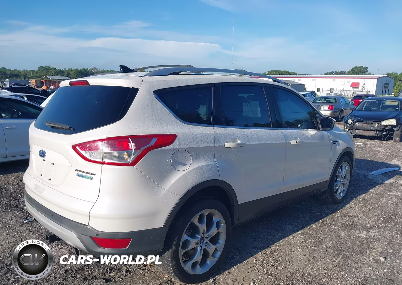 2013 Ford Escape Titanium VIN:1FMCU0J98DUC31852 - 4