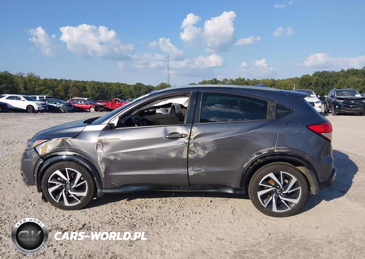 2019 Honda Hr-V Sport VIN:3CZRU5H10KM716140 - 15