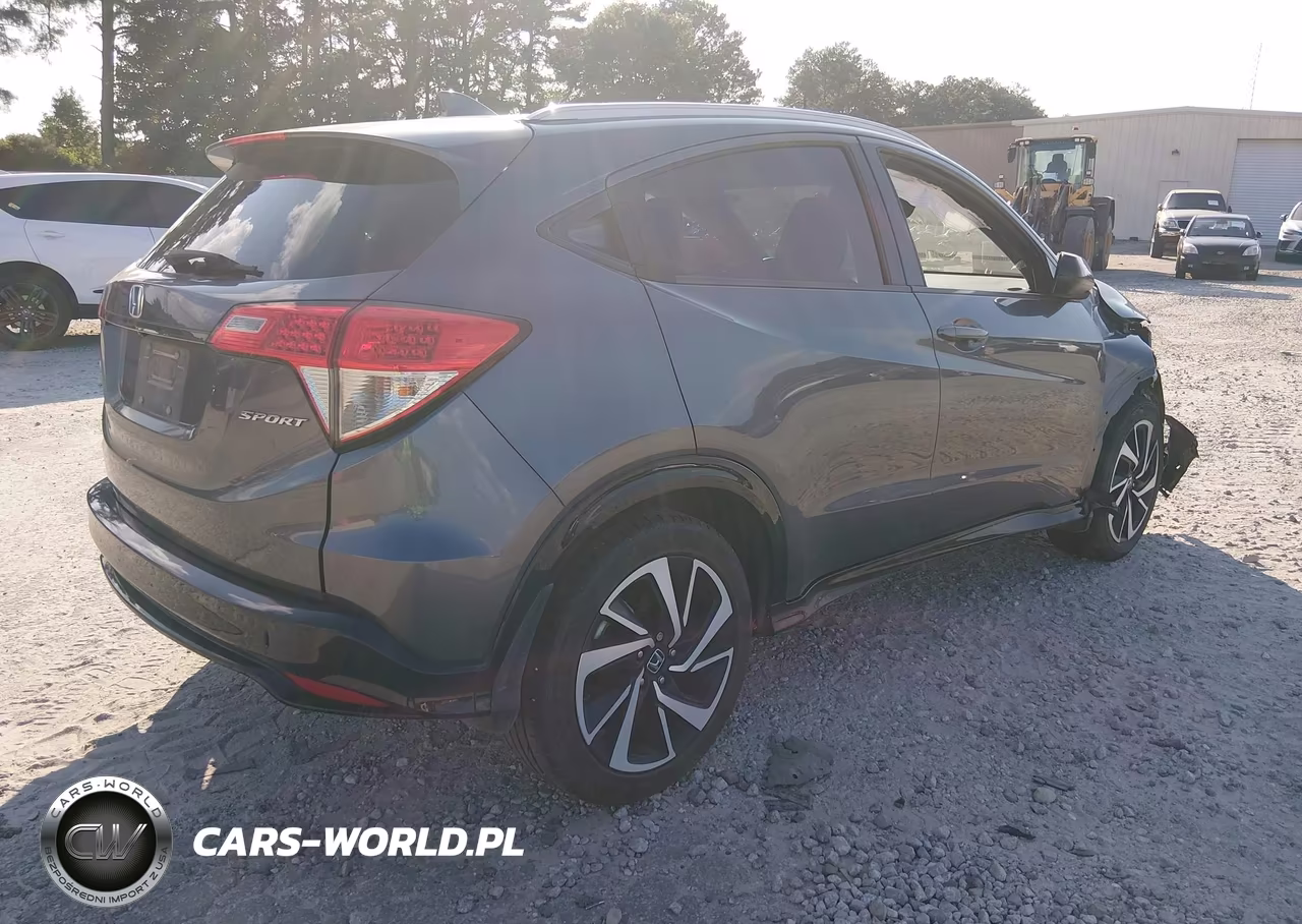 2019 Honda Hr-V Sport VIN:3CZRU5H10KM716140 - 4
