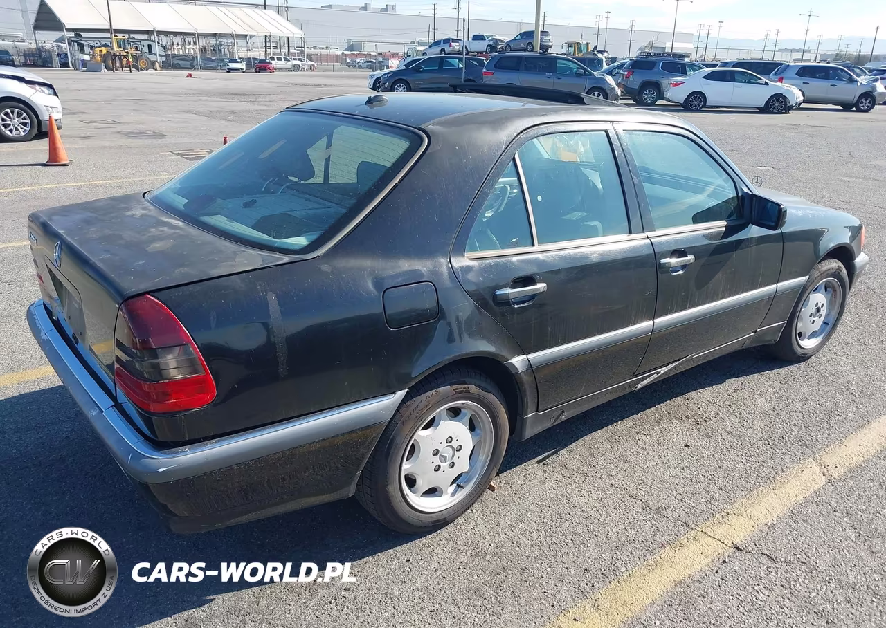 2000 Mercedes-Benz C 280 VIN:WDBHA29G9YA811795 - 4