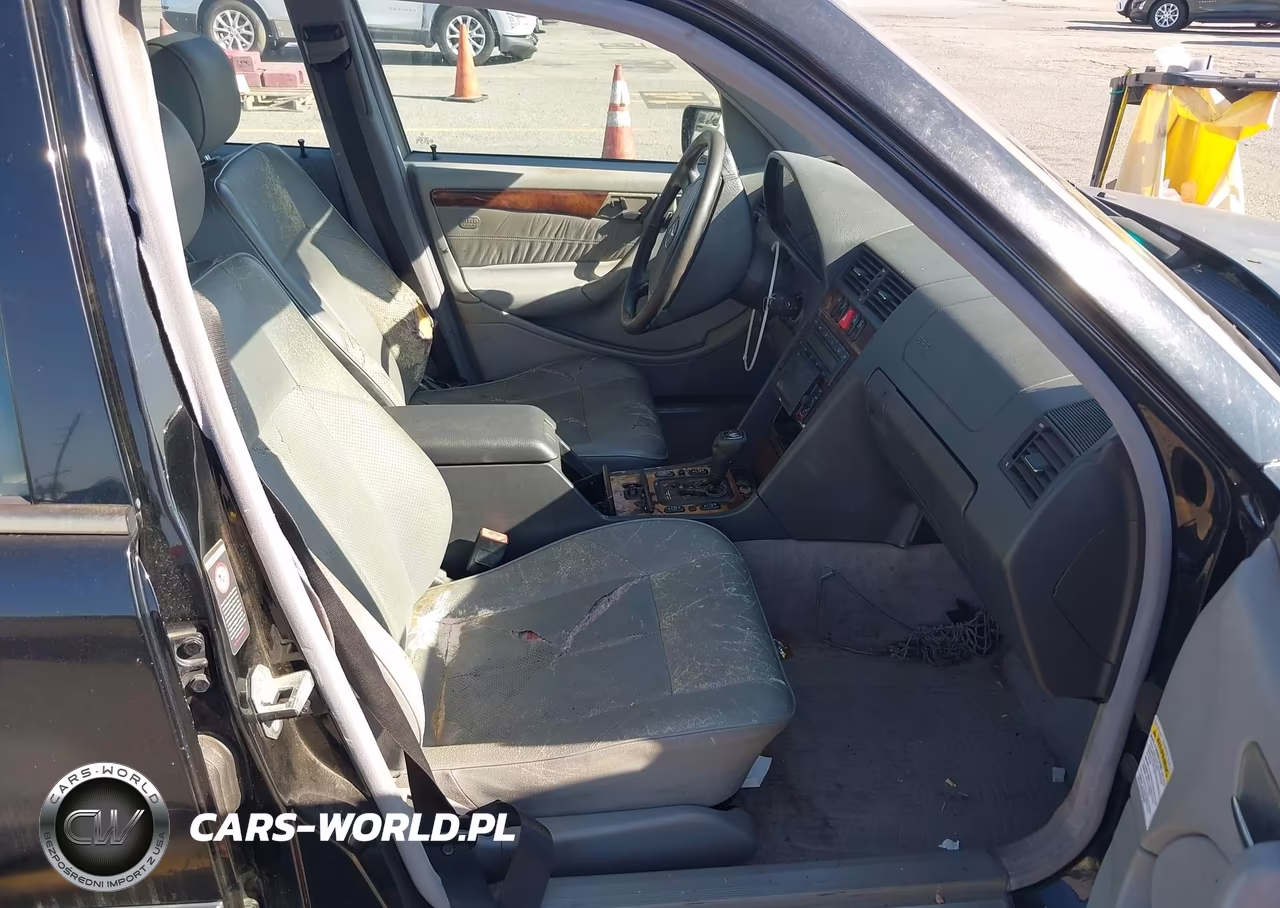 2000 Mercedes-Benz C 280 VIN:WDBHA29G9YA811795 - 5