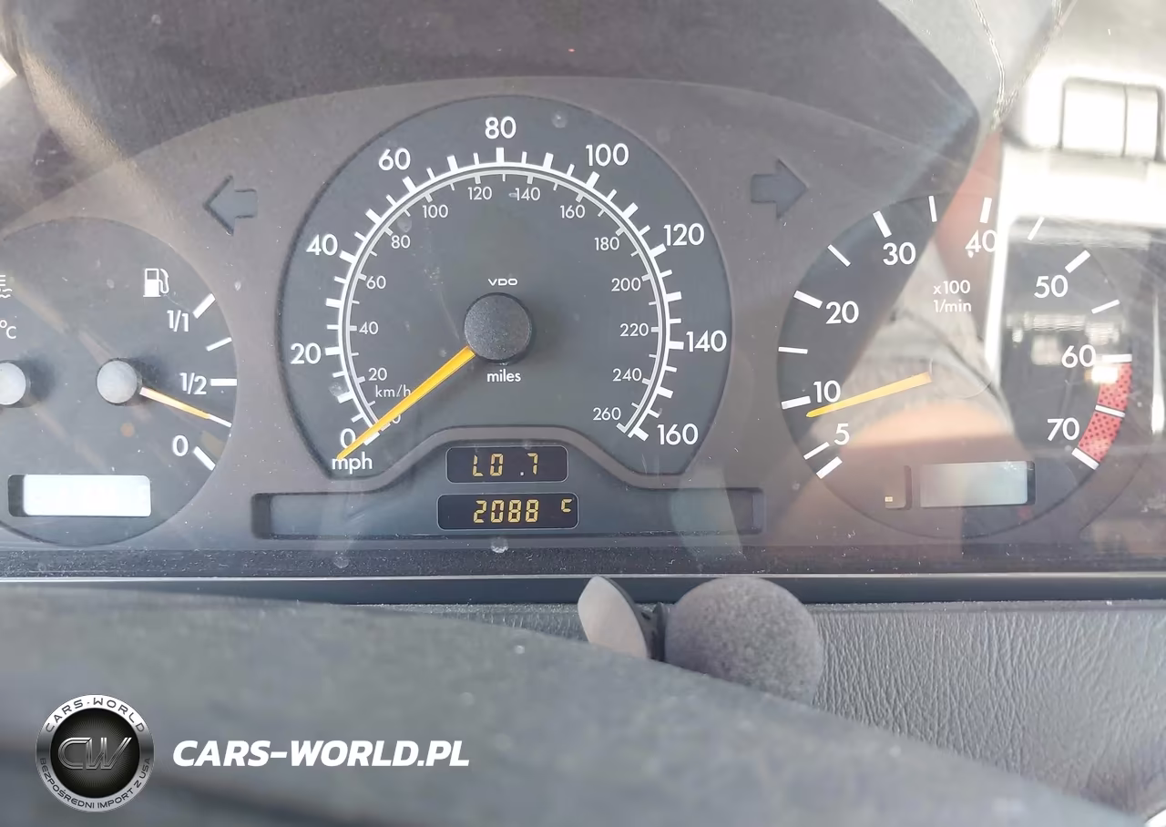2000 Mercedes-Benz C 280 VIN:WDBHA29G9YA811795 - 7