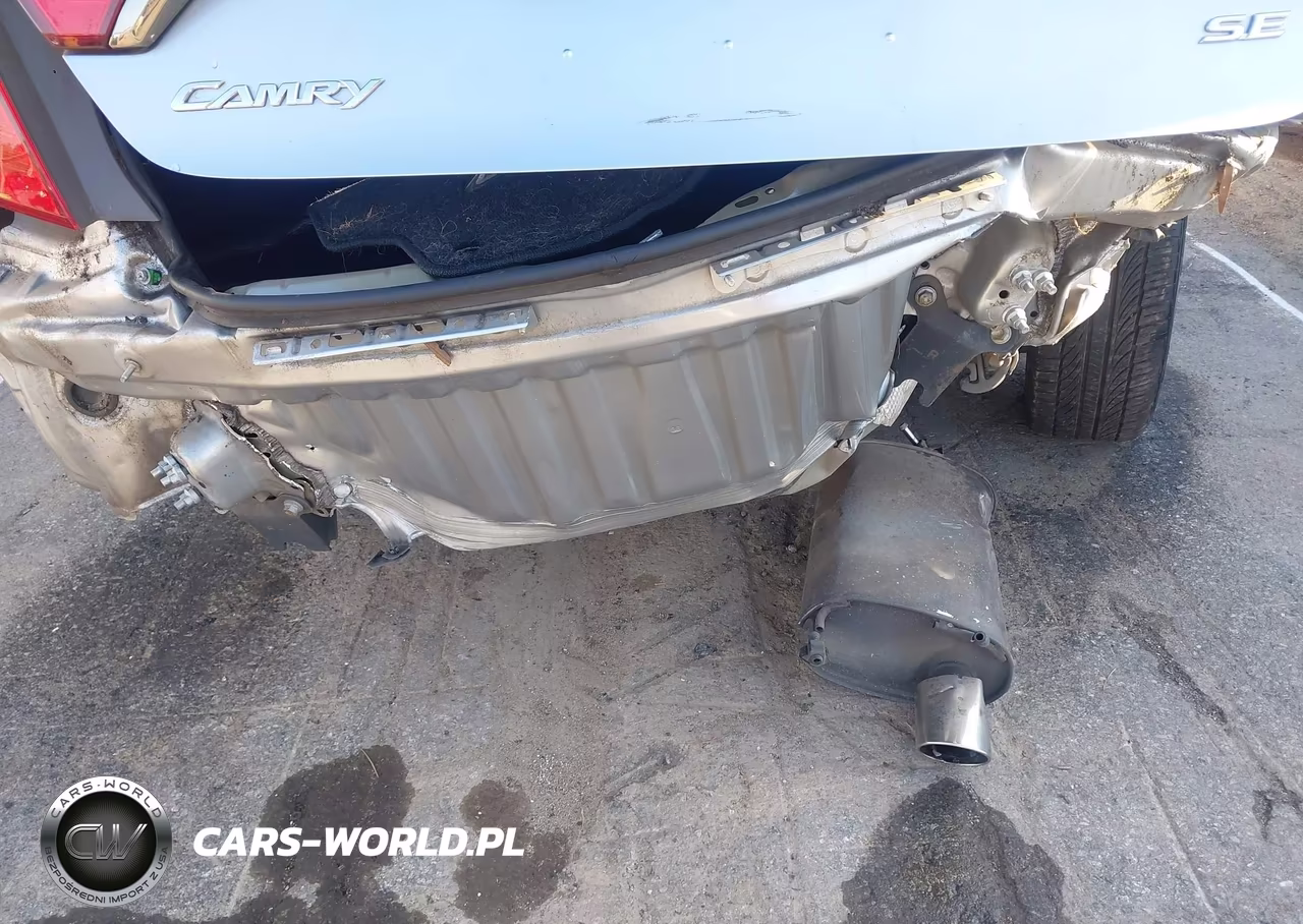 2015 Toyota Camry Se VIN:4T1BF1FK6FU091603 - 17