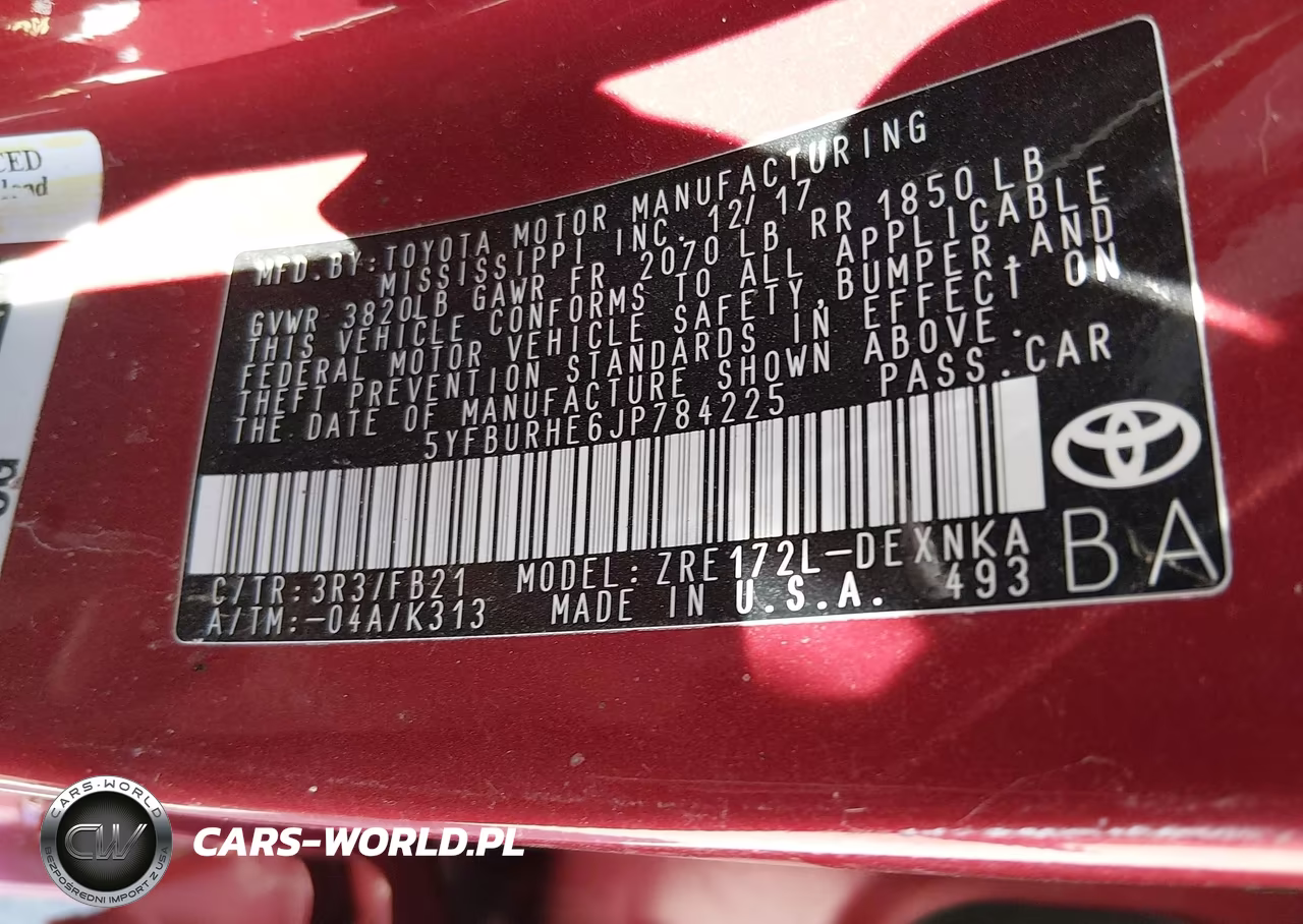 2018 Toyota Corolla Le VIN:5YFBURHE6JP784225 - 9