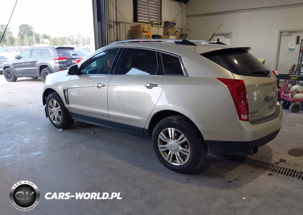 2014 Cadillac Srx Luxury Collection VIN:3GYFNEE39ES680471 - 3