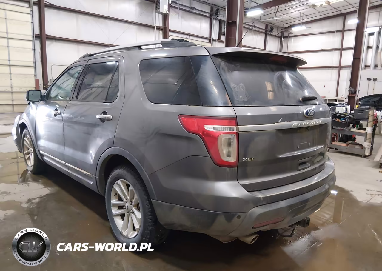 2014 Ford Explorer Xlt VIN:1FM5K7D84EGB01657 - 3