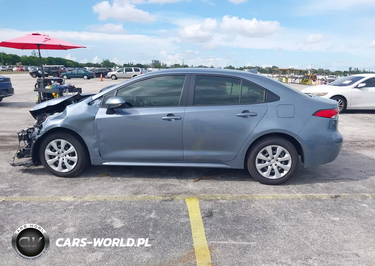 2026 Toyota Corolla Hybrid Hybrid Le VIN:JTDBCMFE3T3143876 - 14