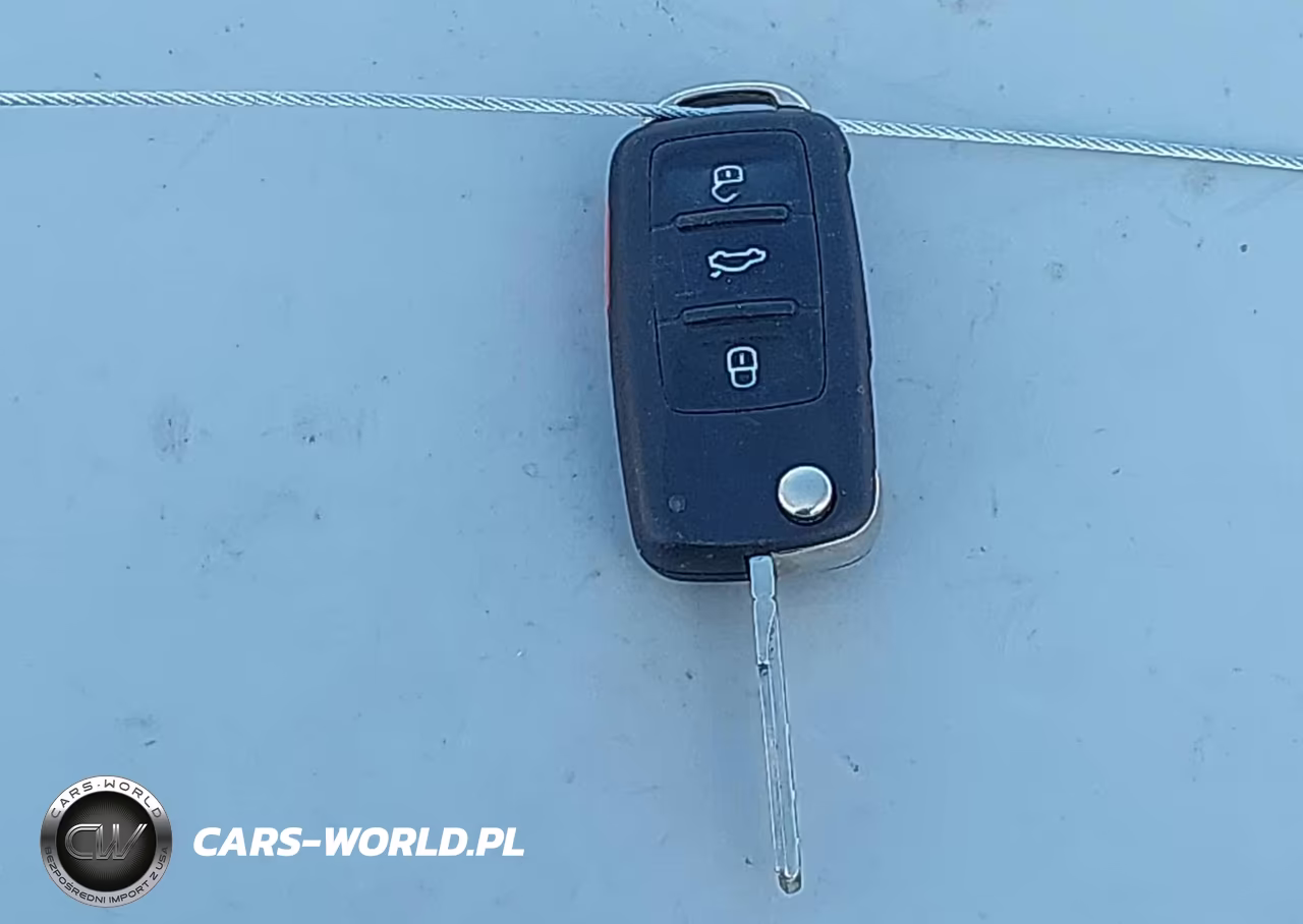 2015 Volkswagen Beetle 1.8T VIN:3VWJ07AT1FM622874 - 11