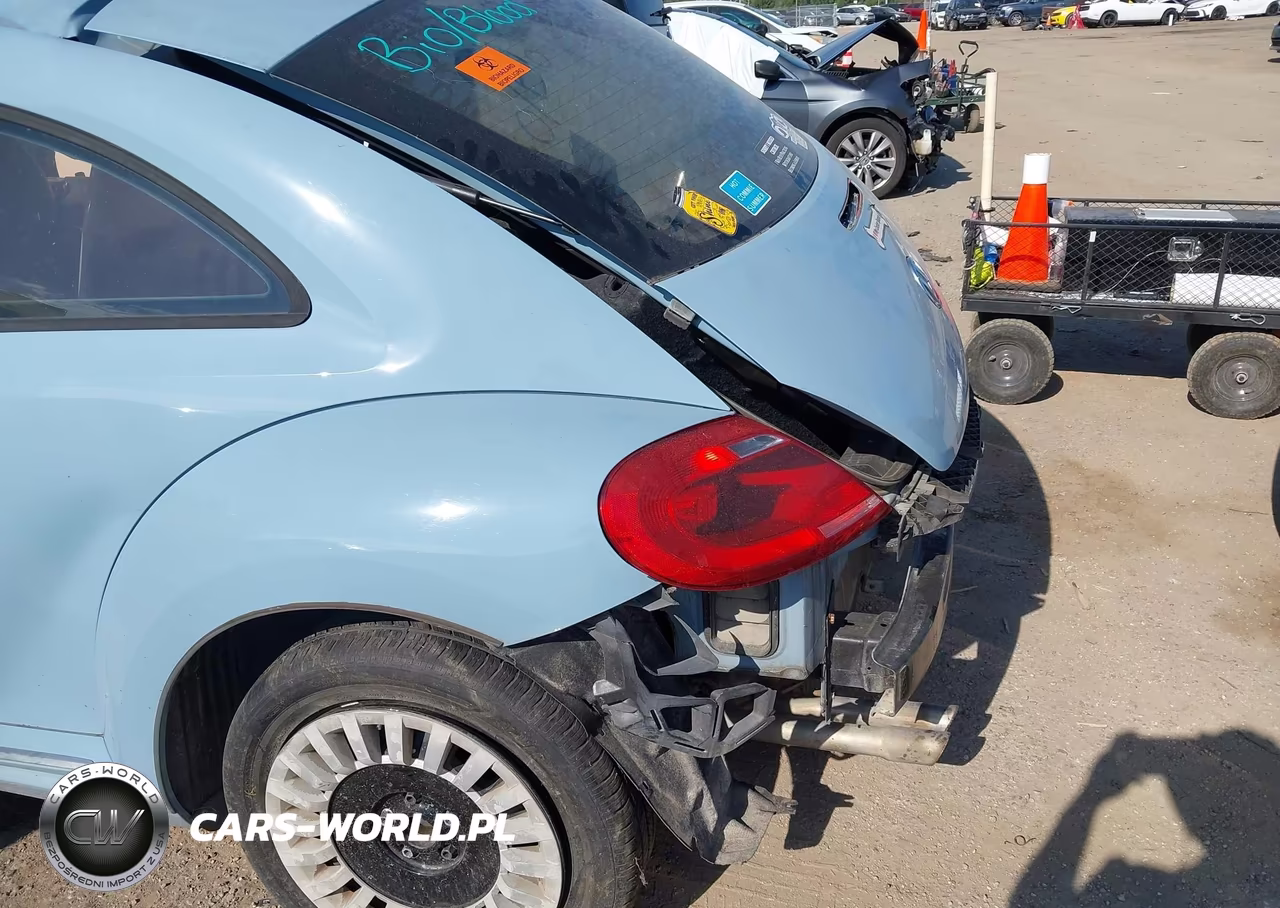 2015 Volkswagen Beetle 1.8T VIN:3VWJ07AT1FM622874 - 6