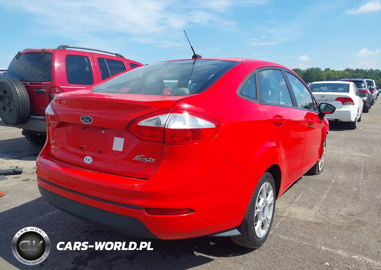 2015 Ford Fiesta Se VIN:3FADP4BJ7FM181524 - 4
