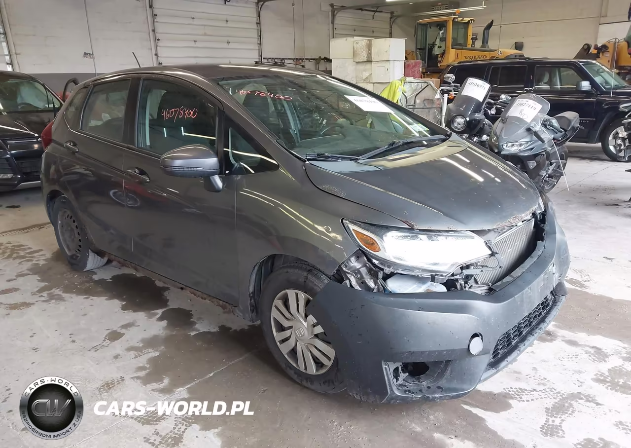 2015 Honda Fit Lx VIN:3HGGK5G5XFM747832 - 1
