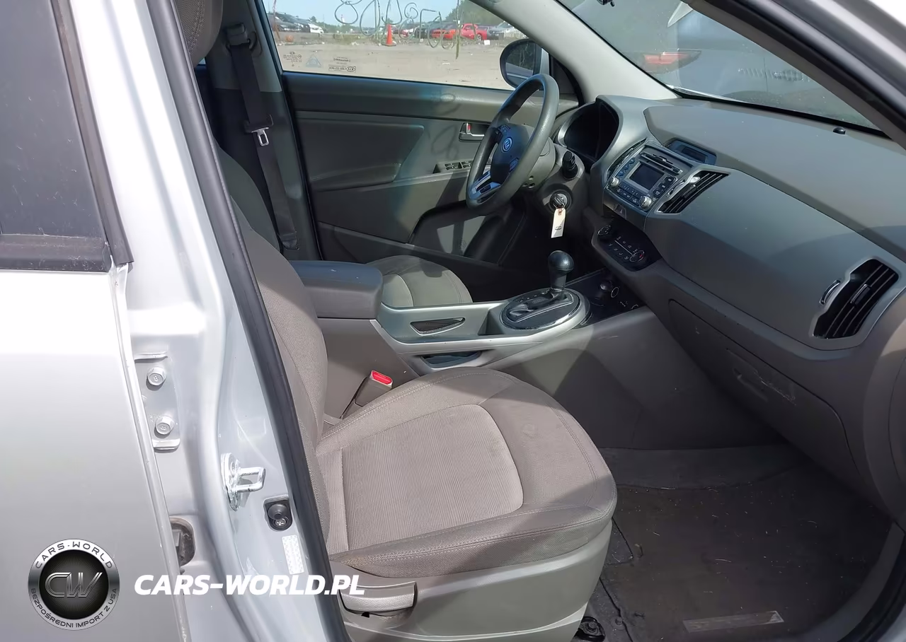 2012 Kia Sportage Lx VIN:KNDPBCA27C7293739 - 5