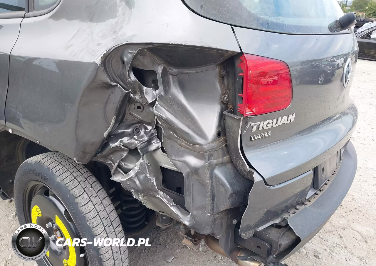 2018 Volkswagen Tiguan Limited 2.0T VIN:WVGBV7AX3JK003944 - 16