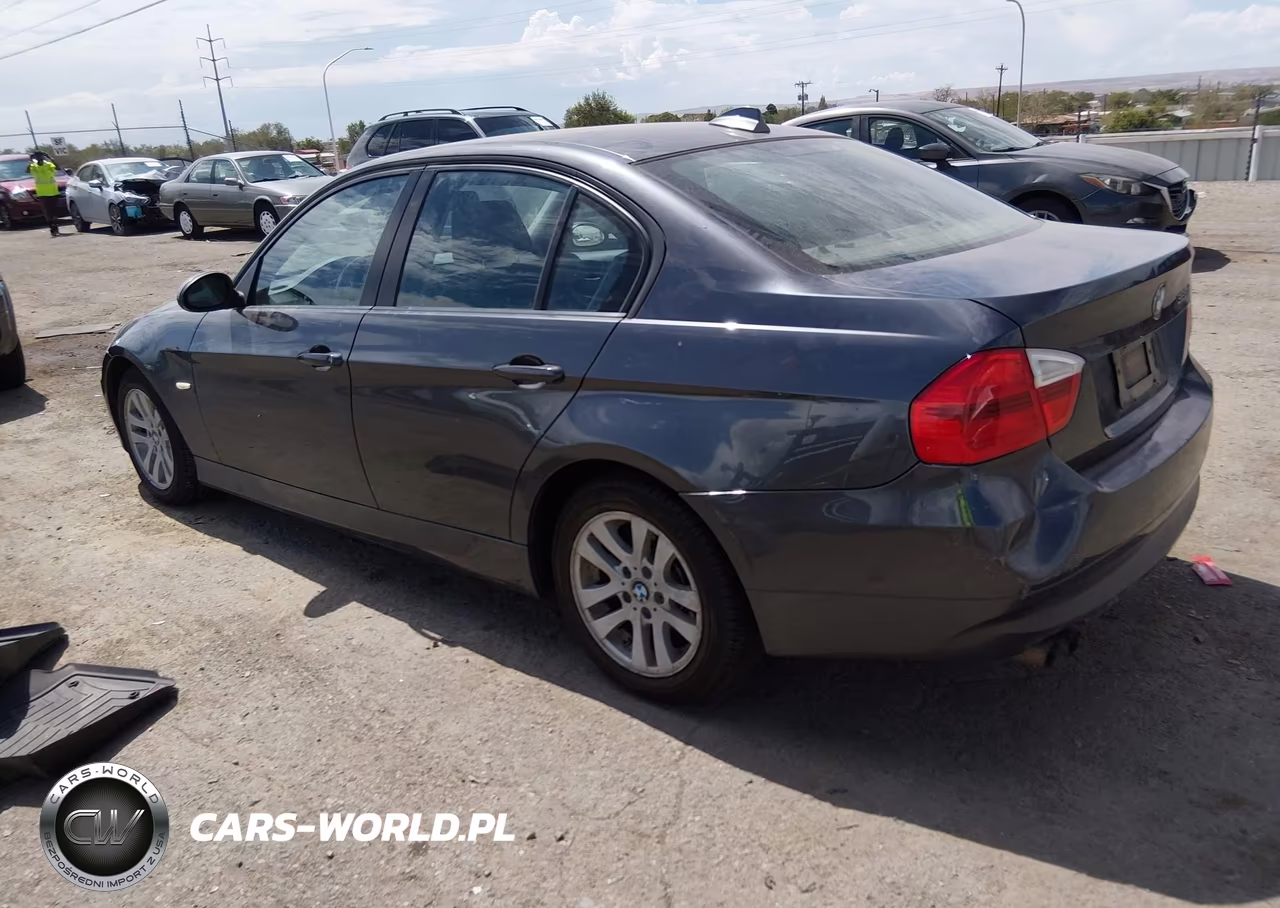 2007 BMW 328Xi VIN:WBAVC73527KP34812 - 3