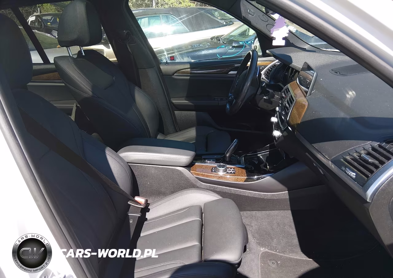 2020 BMW X3 xDrive30I VIN:5UXTY5C04L9B82141 - 5