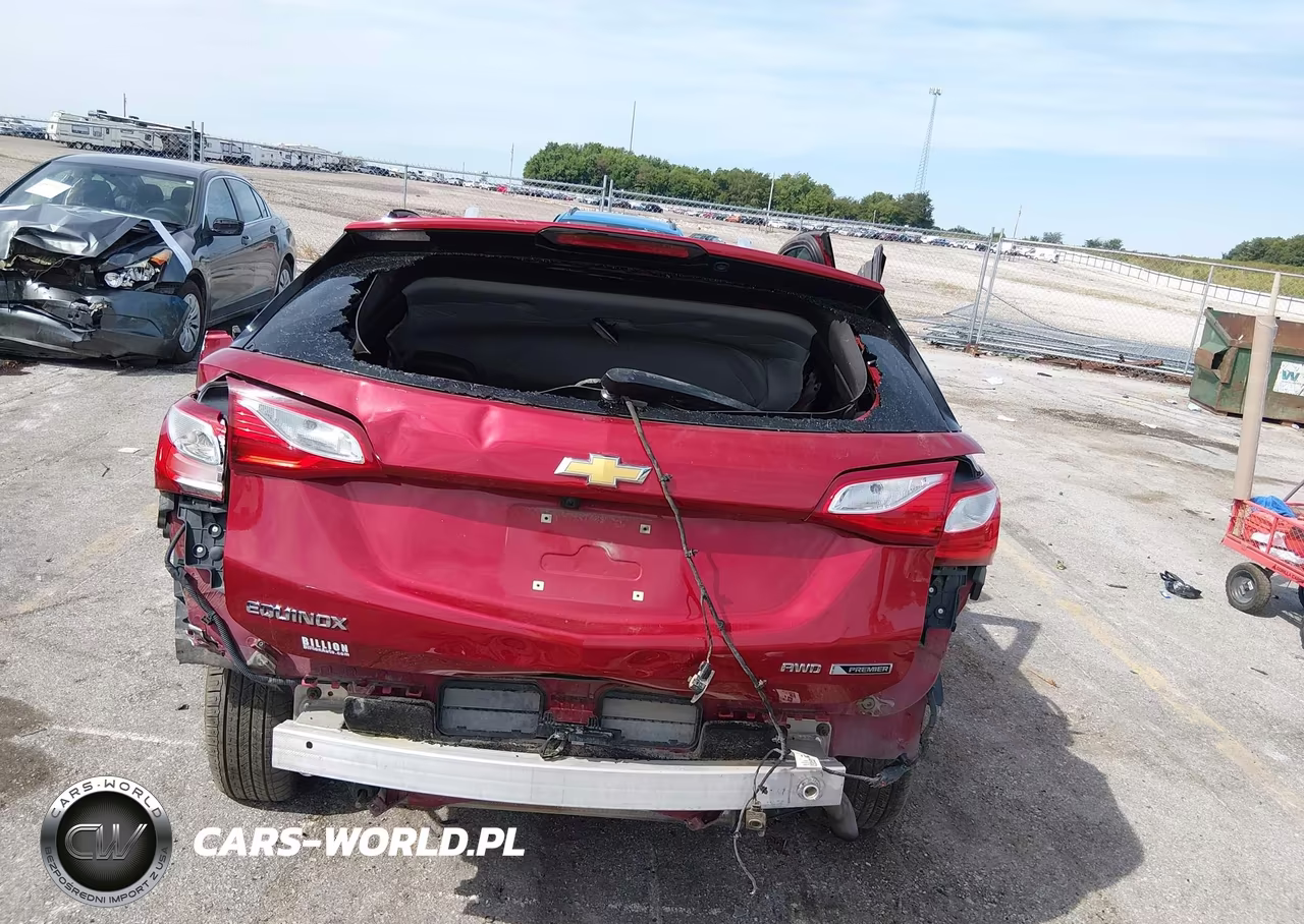 2018 Chevrolet Equinox Premier VIN:3GNAXVEV0JS547577 - 16
