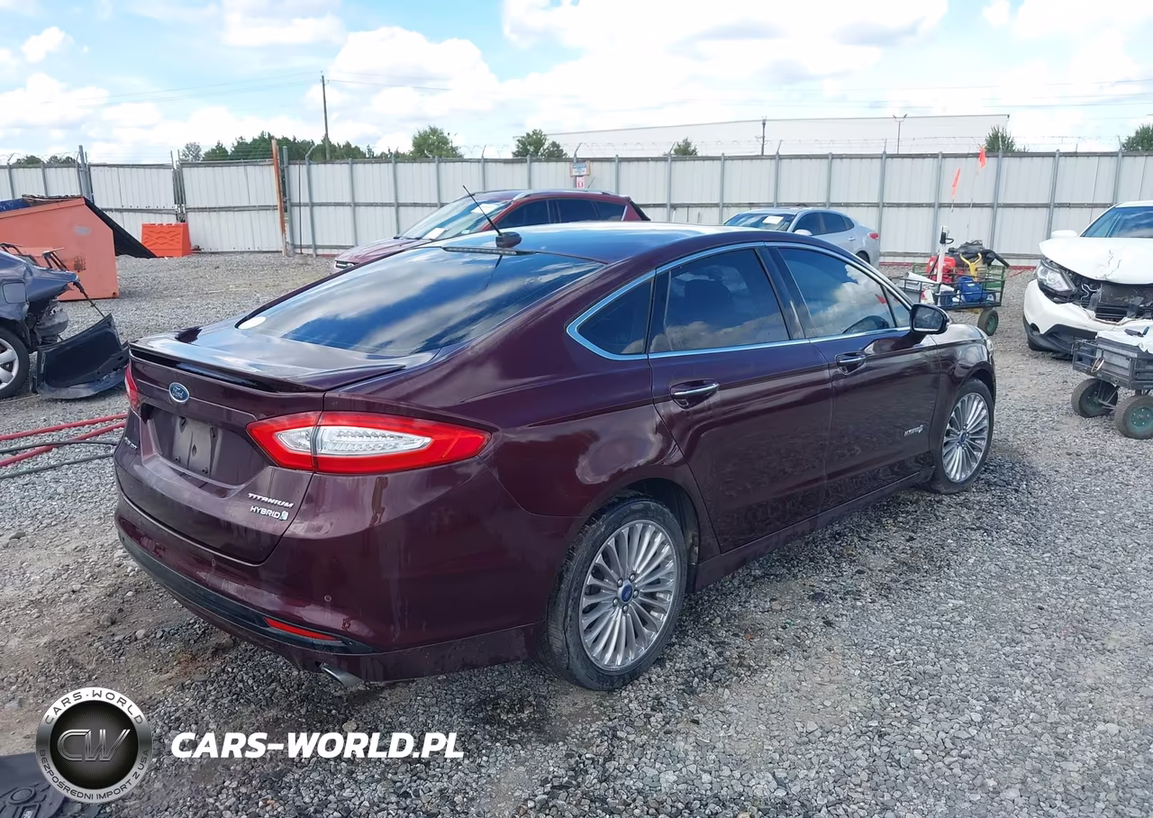2013 Ford Fusion Hybrid Titanium VIN:3FA6P0RU6DR289232 - 4