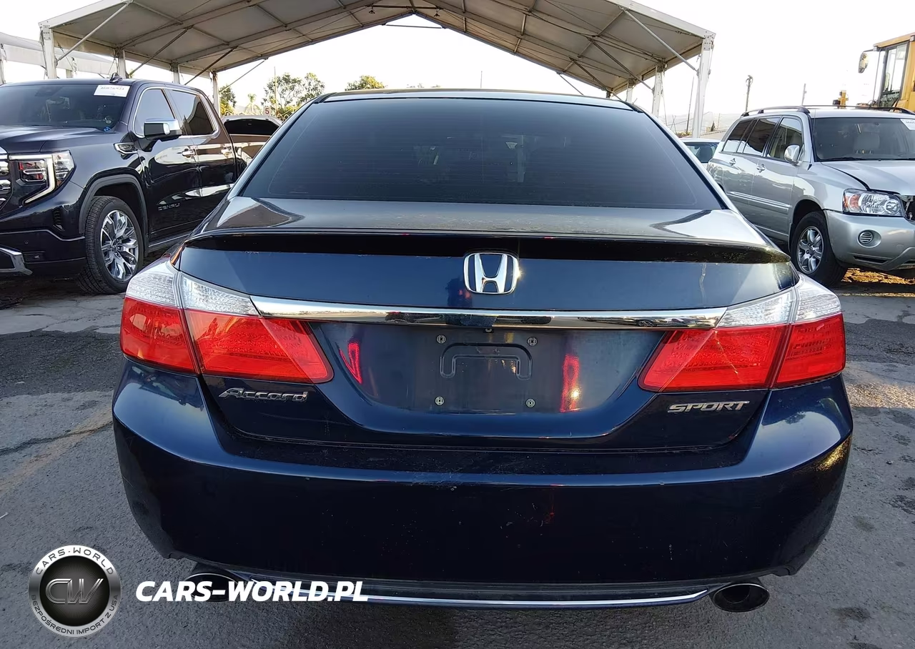 2015 Honda Accord Sport VIN:1HGCR2F57FA193057 - 17