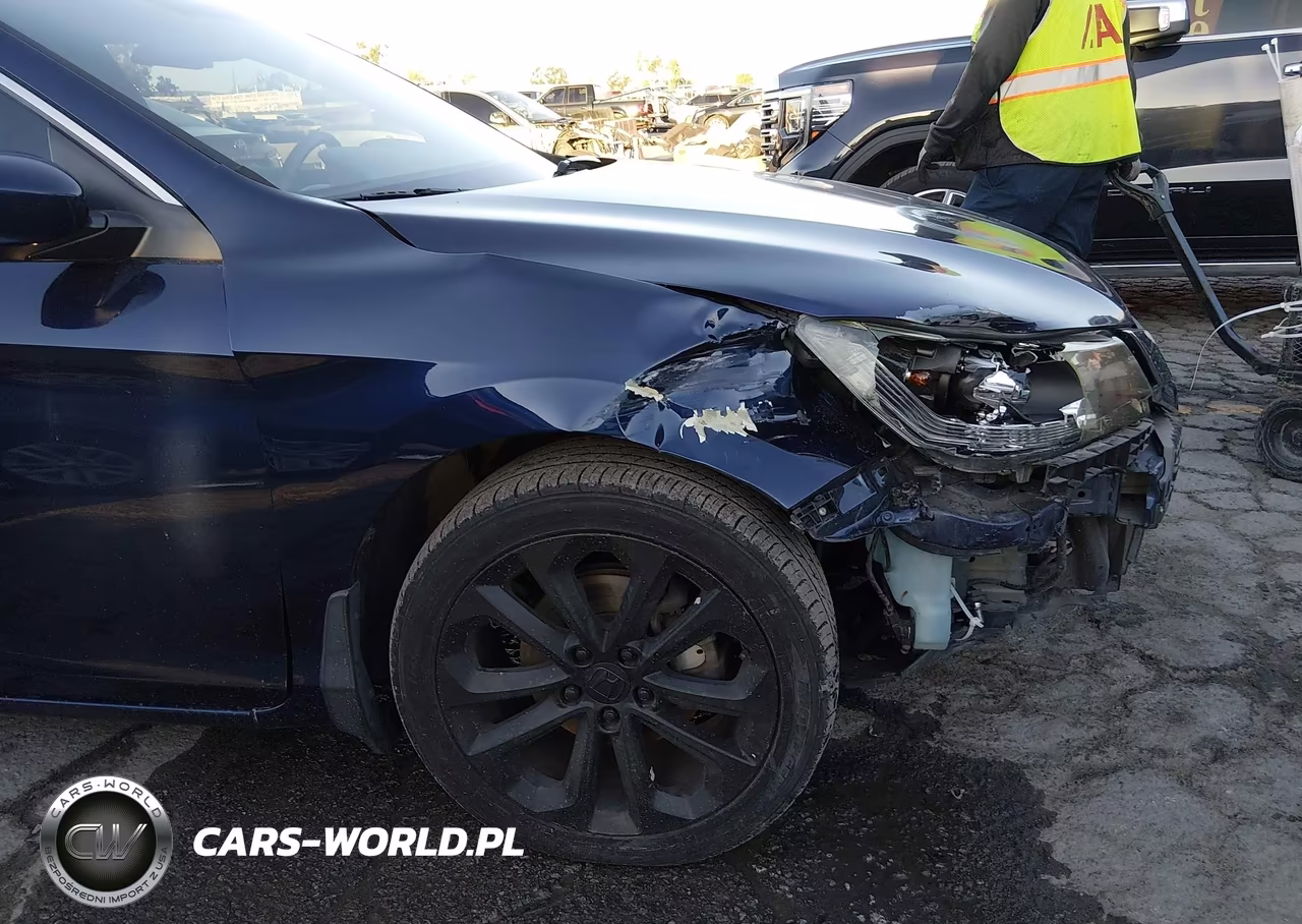 2015 Honda Accord Sport VIN:1HGCR2F57FA193057 - 19