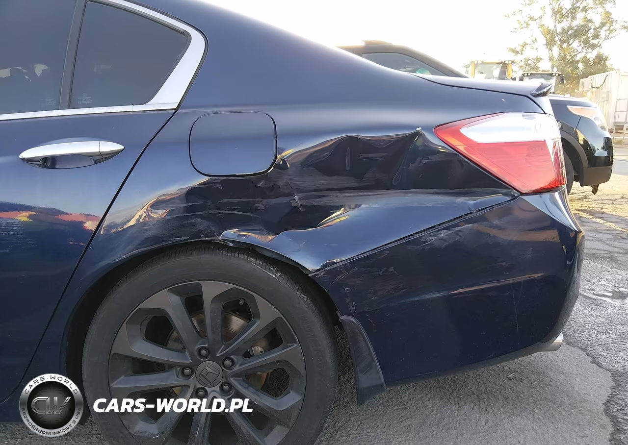 2015 Honda Accord Sport VIN:1HGCR2F57FA193057 - 21