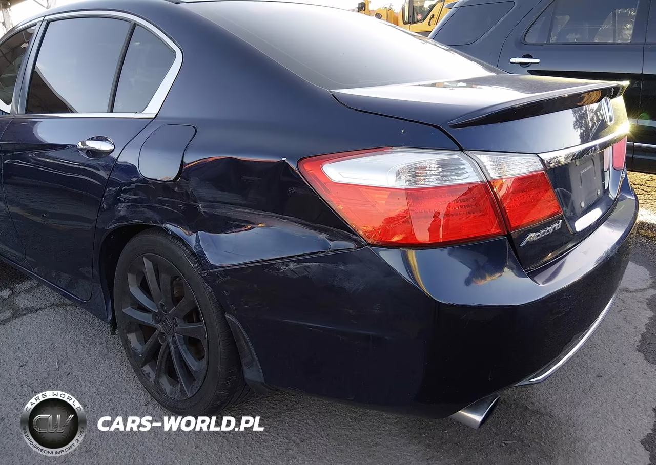 2015 Honda Accord Sport VIN:1HGCR2F57FA193057 - 22