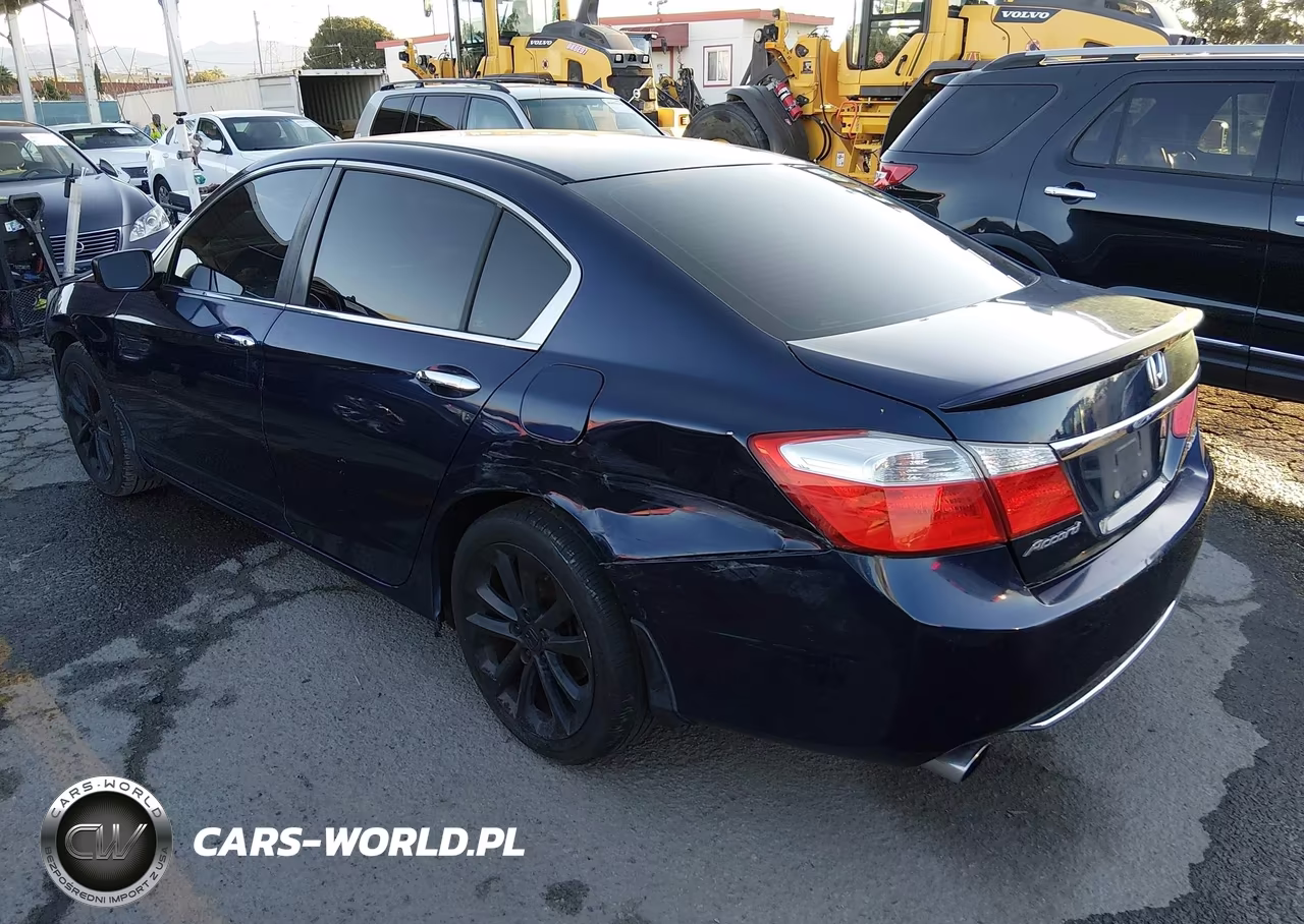 2015 Honda Accord Sport VIN:1HGCR2F57FA193057 - 3