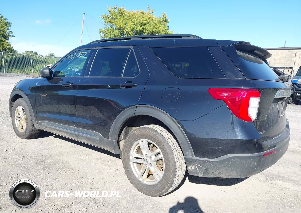 2020 Ford Explorer Xlt VIN:1FMSK8DH2LGC95823 - 3