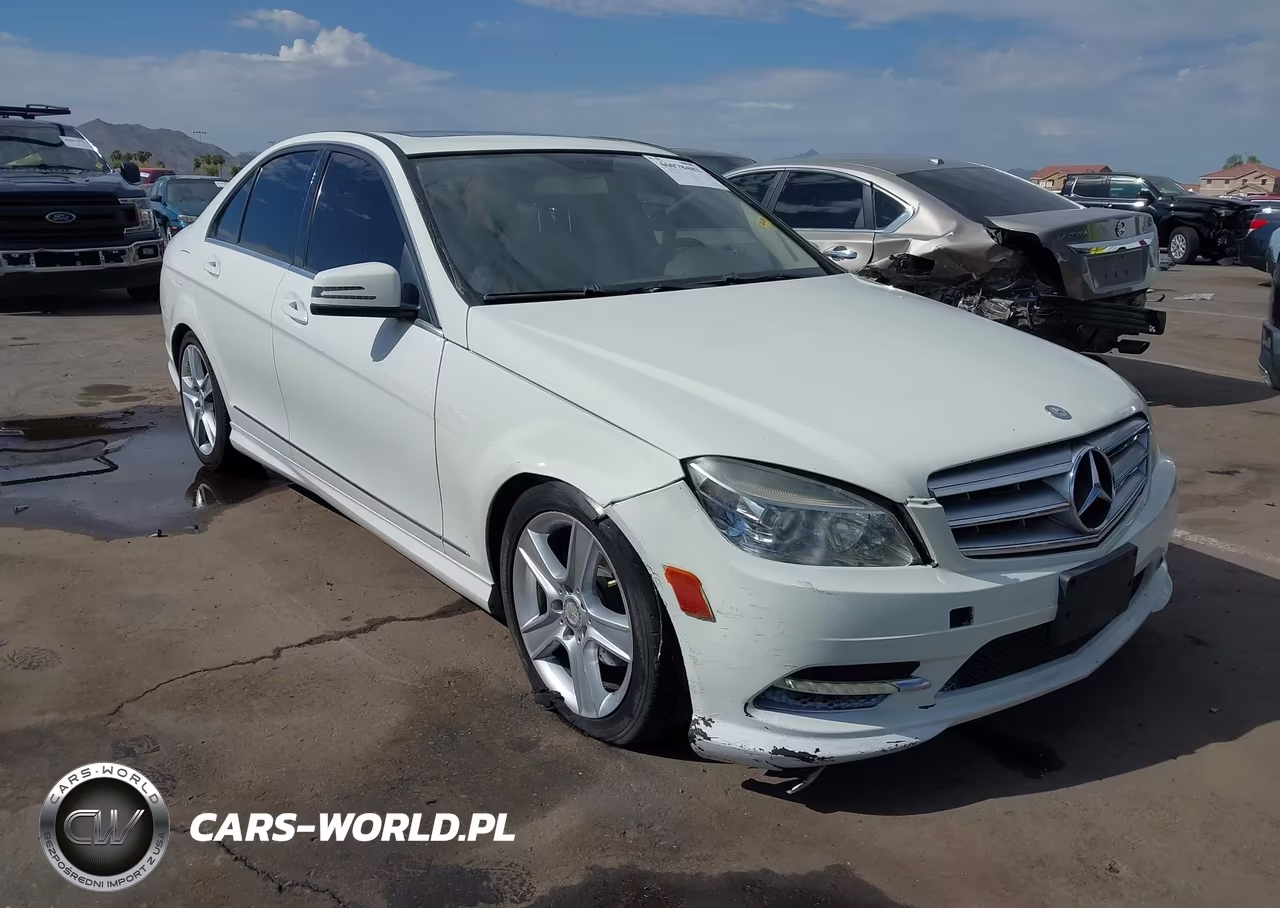 2011 Mercedes-Benz C 300 Sport 4Matic VIN:WDDGF8BBXBR182126 - 6