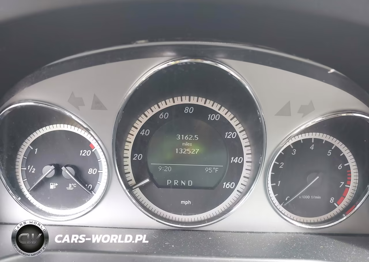 2011 Mercedes-Benz C 300 Sport 4Matic VIN:WDDGF8BBXBR182126 - 7