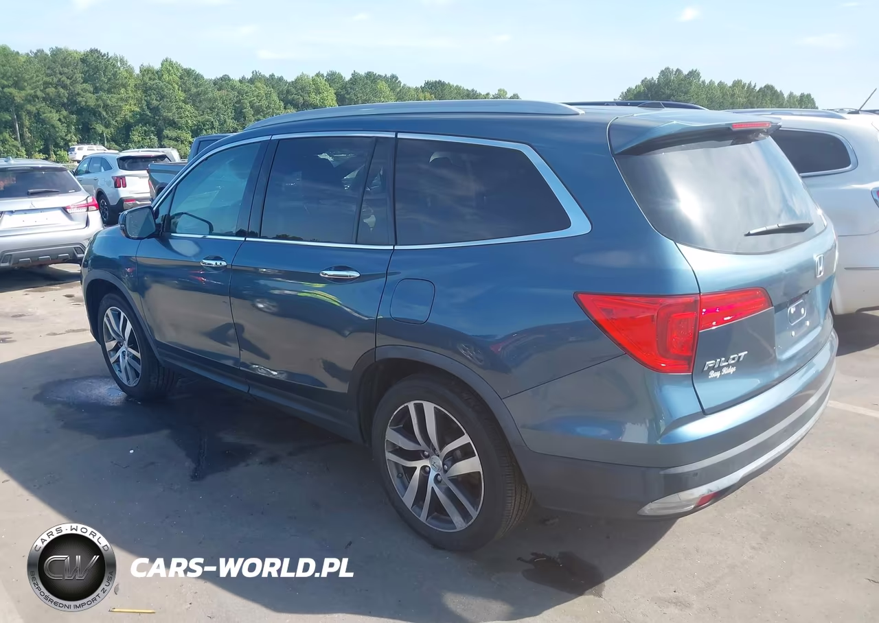 2017 Honda Pilot Elite VIN:5FNYF6H07HB066910 - 3