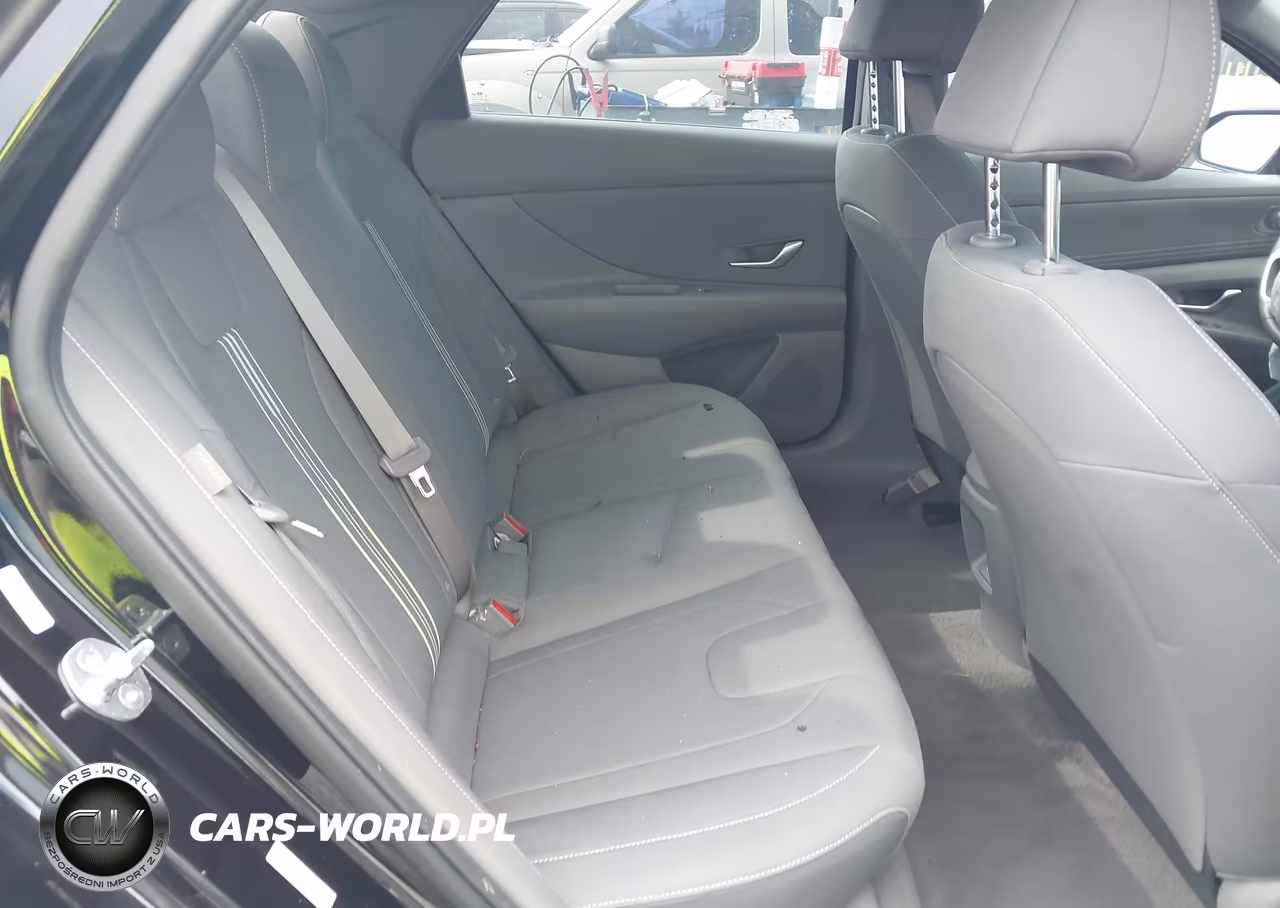 2025 Hyundai Elantra Sel Sport VIN:KMHLM4DGXSU998777 - 8